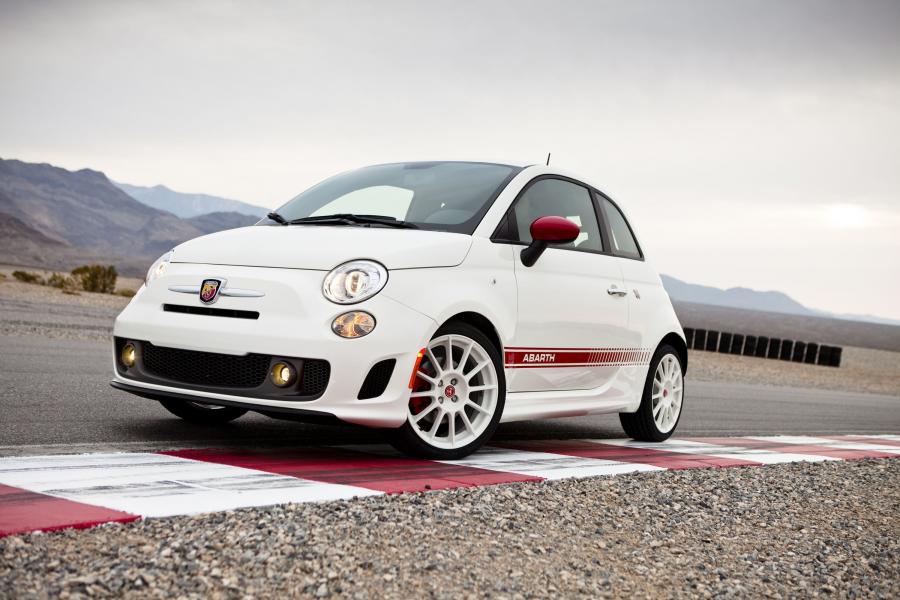  Abarth 500 2012 года  (NA) (фото 19 из 75)